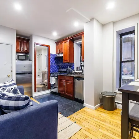 Discover The Comfort Of Columbia University Properties